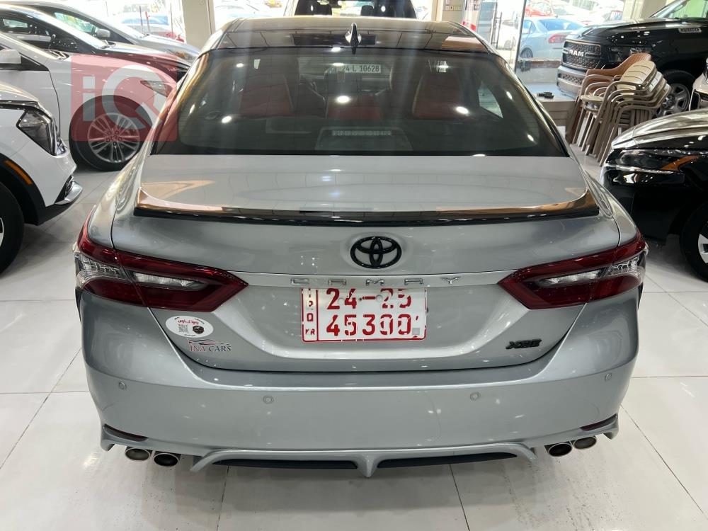 تۆیۆتا کامری